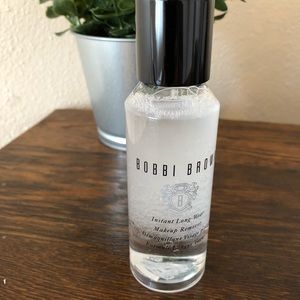 Bobbi Brown Instant Longwear Remover